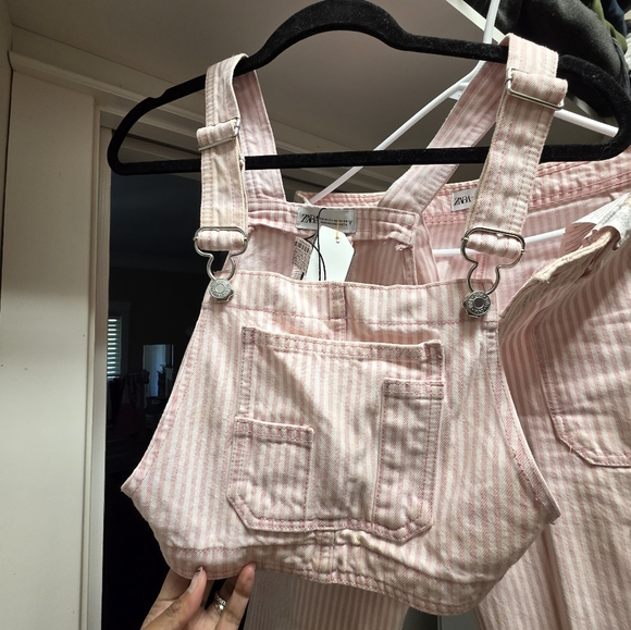 Pink Striped Crop Top and Pants Set - Picture 4 of 8